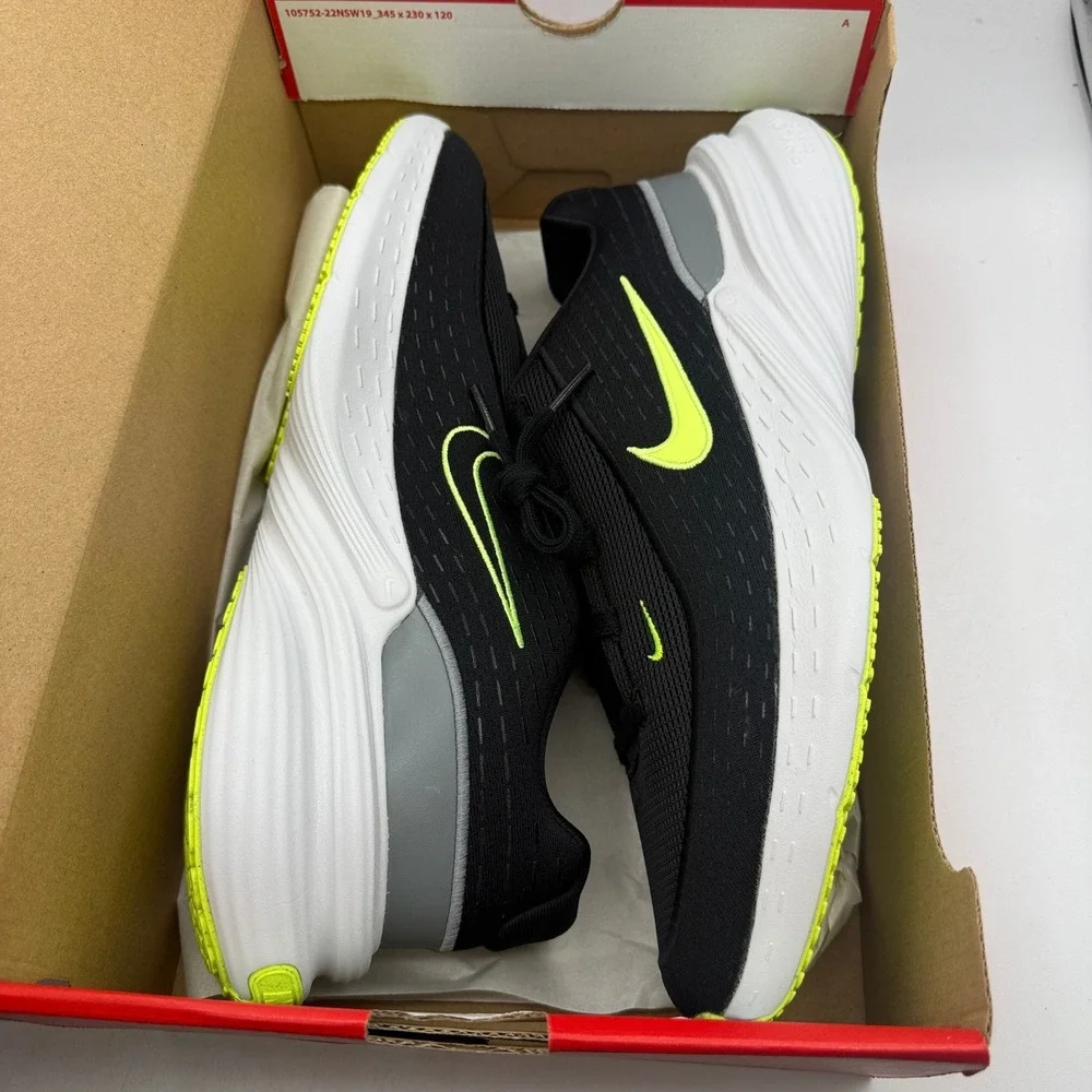 Nike Uplift SC Shoes Men Size 12 Black Volt Running IB2765-009